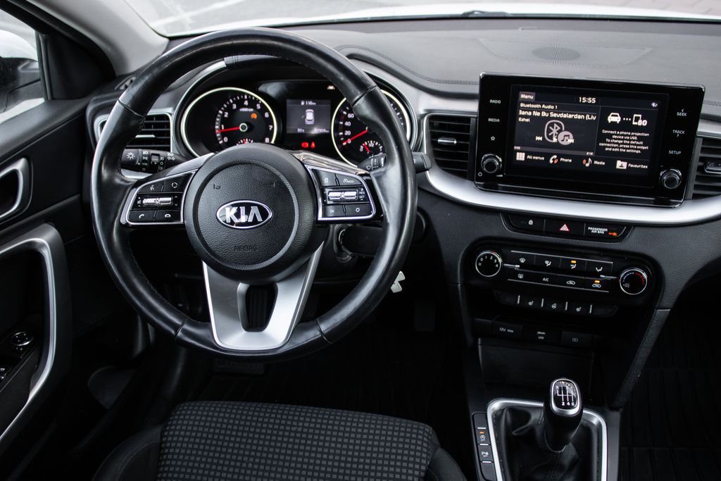 kia-ceed - 9