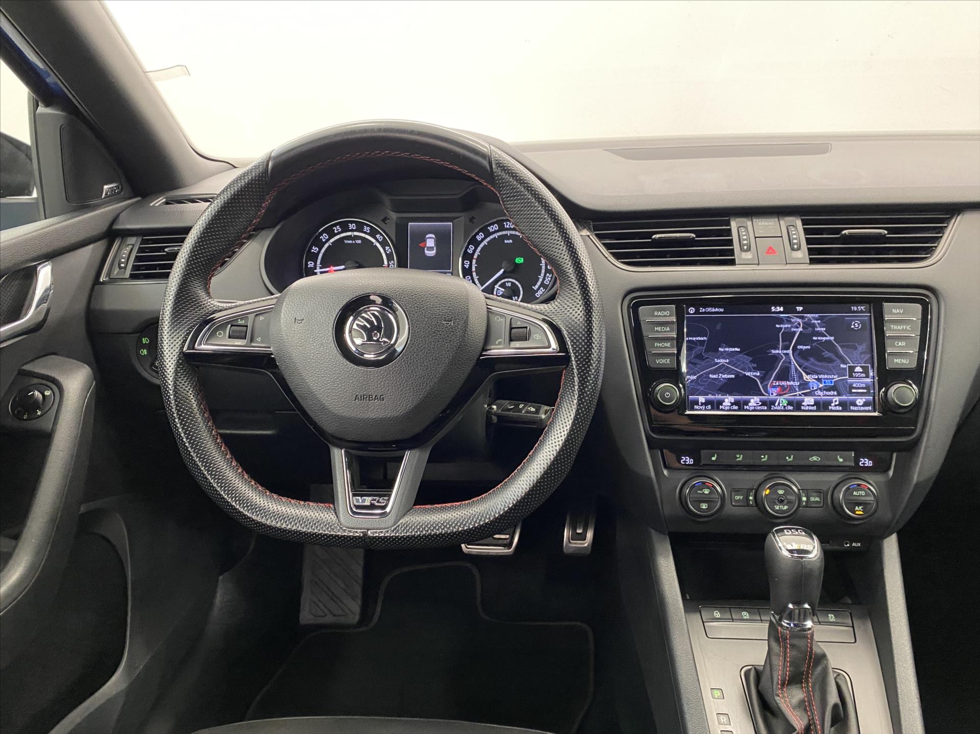 skoda-octavia-2-0-tdi-dsg-135-kw-rs - 9