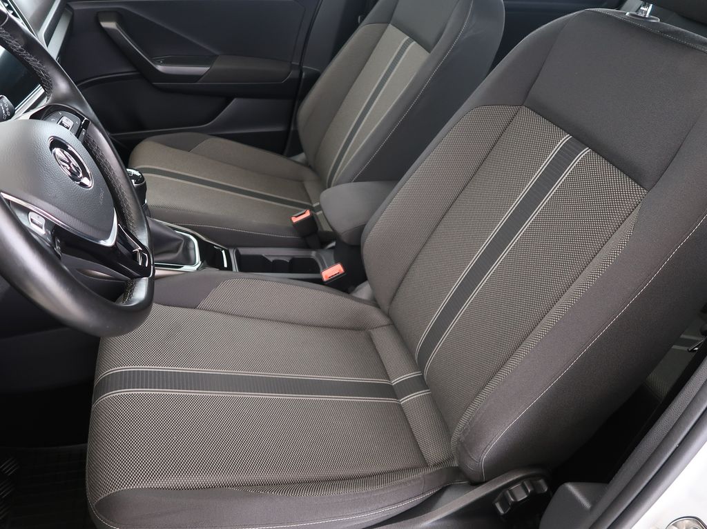 volkswagen-t-roc-1-5-tsi-110kw-manual-cz-1maj - 8