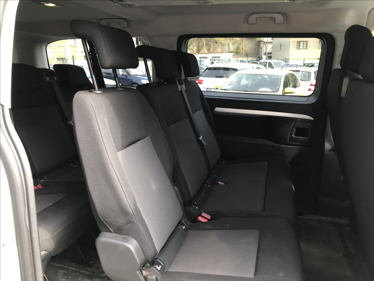 toyota-proace-verso-2-0-d-110kw-9mist-long - 6