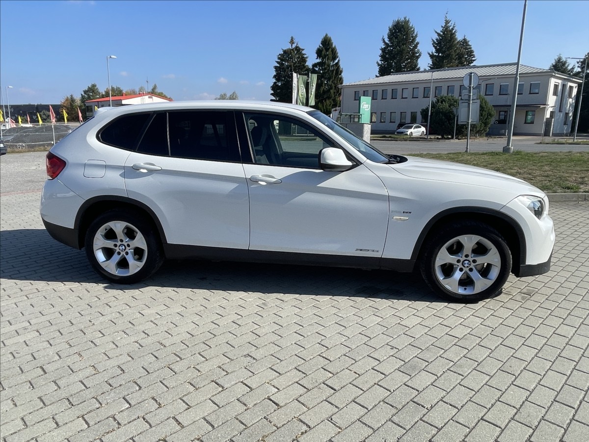 bmw-x1-2-0-18d-x-drive-automat-czauto - 4