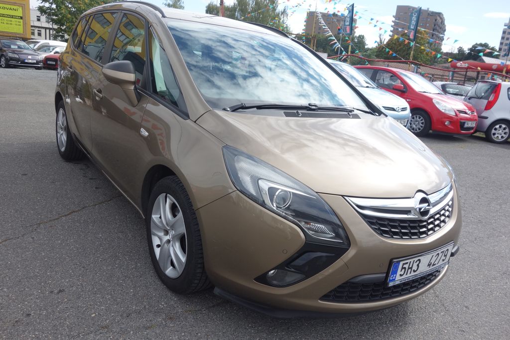 opel-zafira-2-0dci-96kw-cr-7-mist - 4