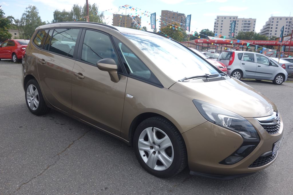 opel-zafira-2-0dci-96kw-cr-7-mist - 5