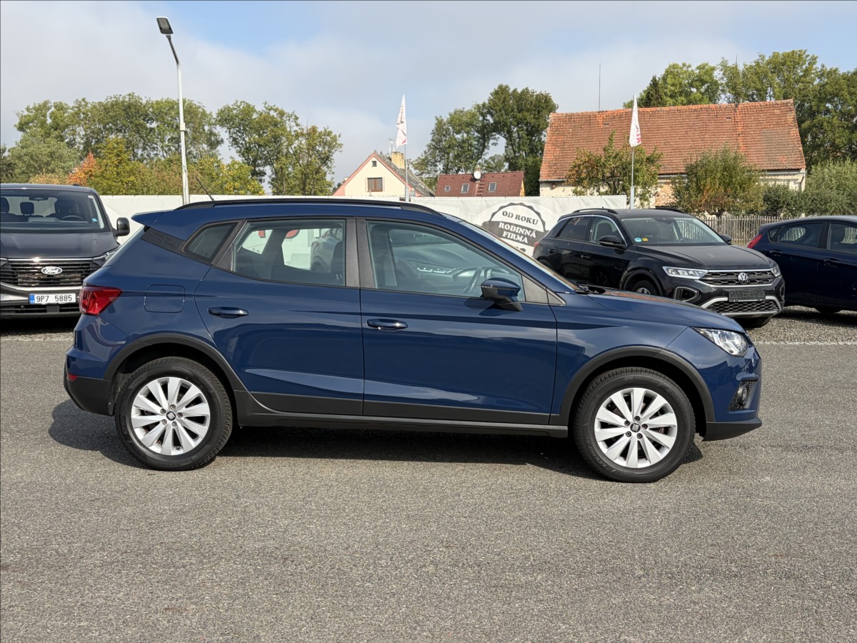 seat-arona-1-0-tsi-85kw-climatronic-carplay-temp - 2