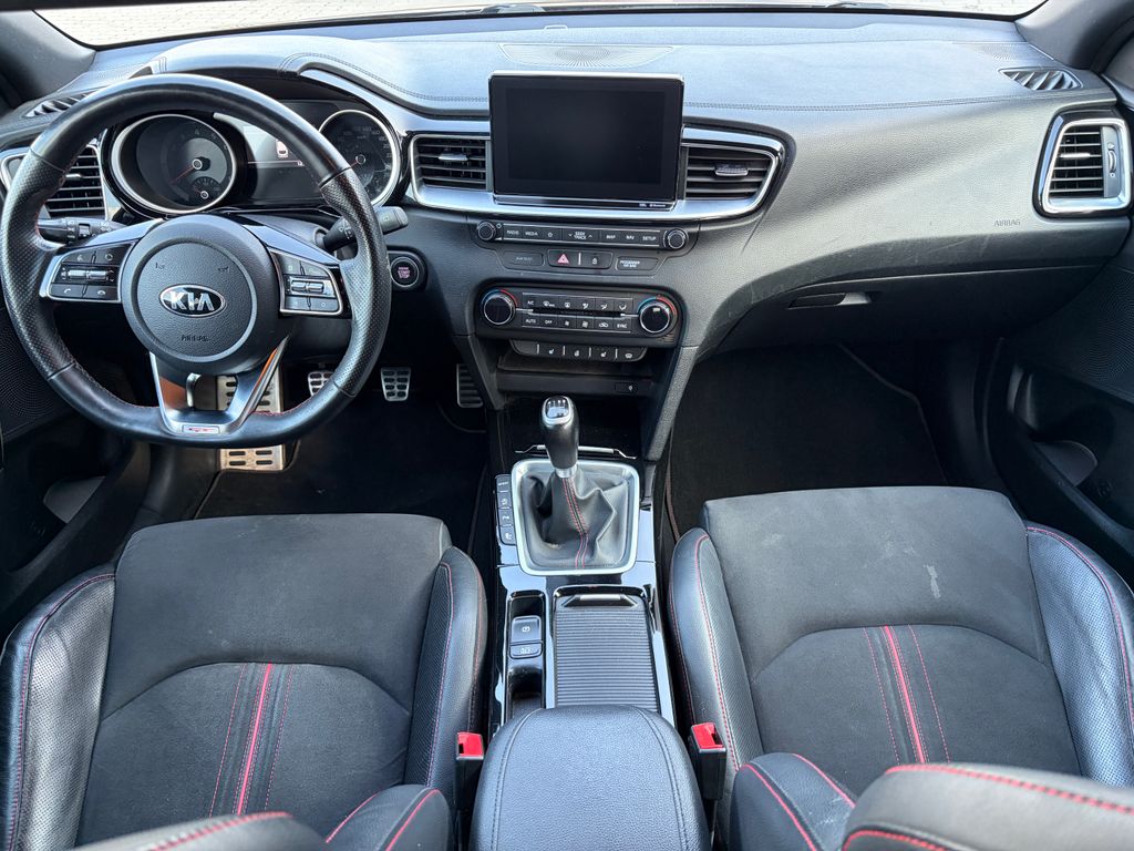 kia-pro-ceed-1-6-t-gdi-150kw-gt - 7