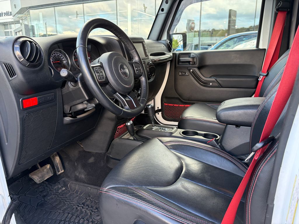 jeep-wrangler-2-8-crdi-147kw-at6 - 4