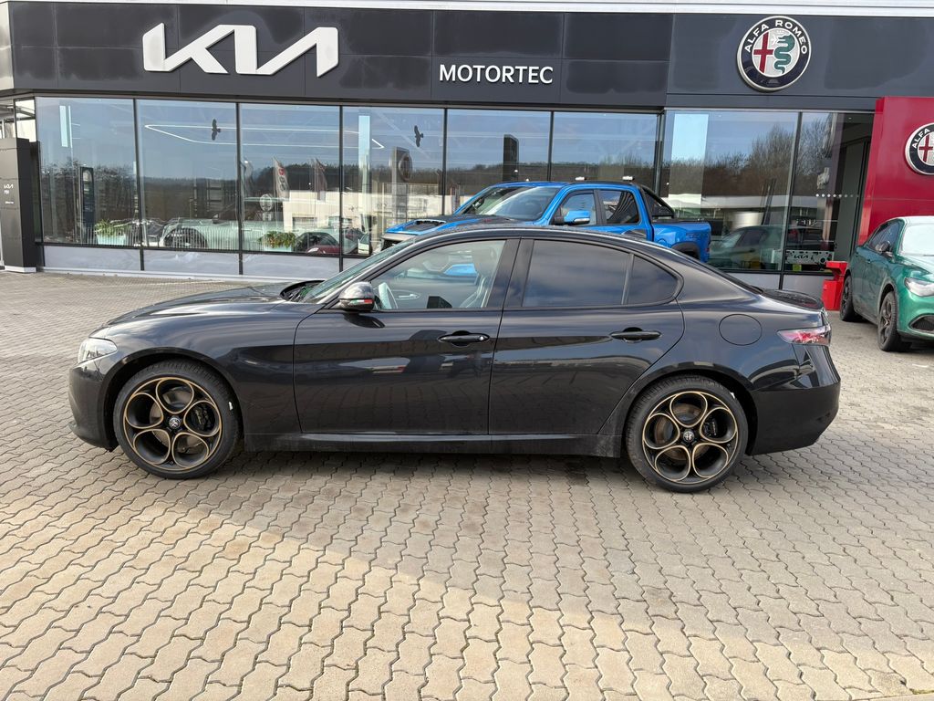 alfa-romeo-giulia-intensa-2-0-turbo-280k-at8-q4 - 3