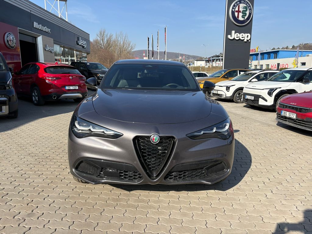 alfa-romeo-stelvio-veloce-2-0-turbo-280k-at8-q4 - 1