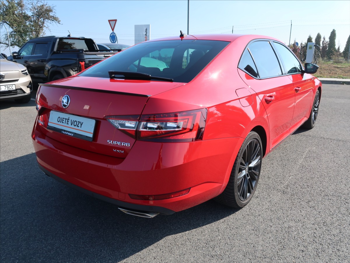 skoda-superb-2-0-tsi-dsg-sportline-4x4 - 1