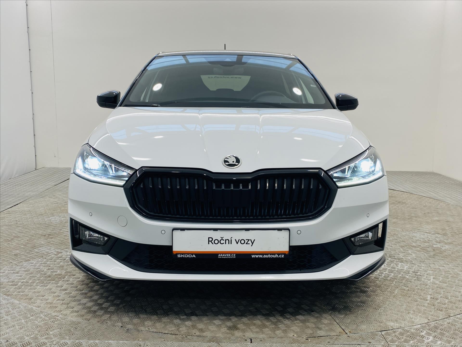 skoda-fabia-1-0-tsi-85kw-dsg-monte-carlo - 3
