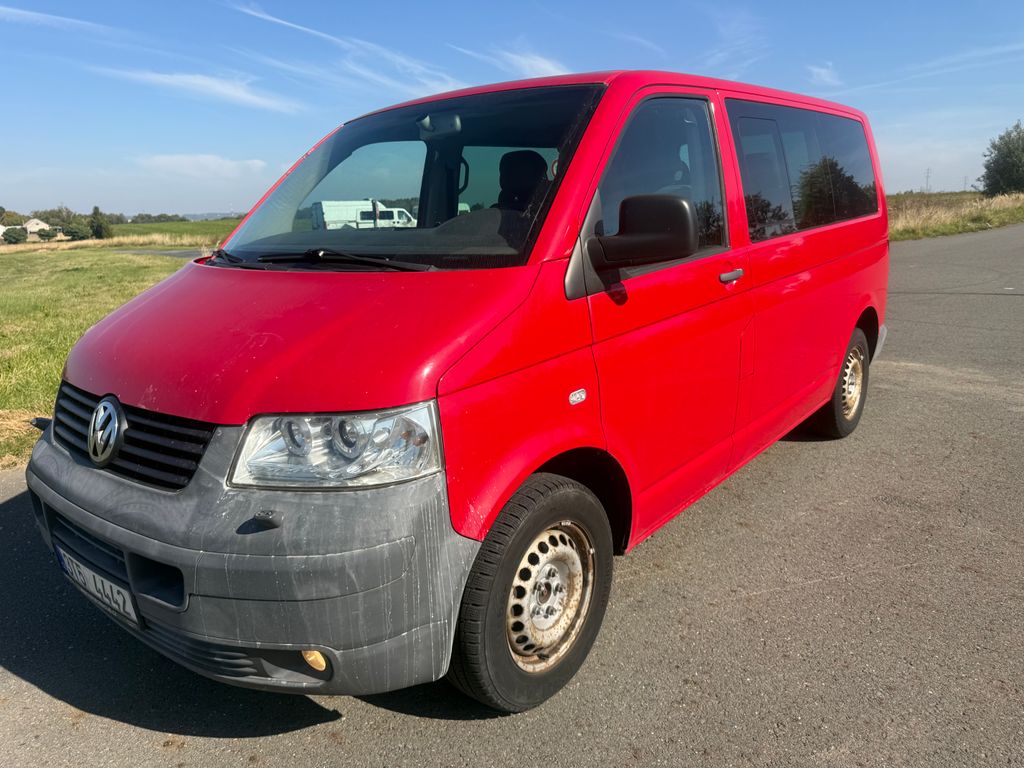 Volkswagen Transporter 2,5 TDI 128 kW AUTOMAT 6 MÍST KLIMATIZACE STK 28