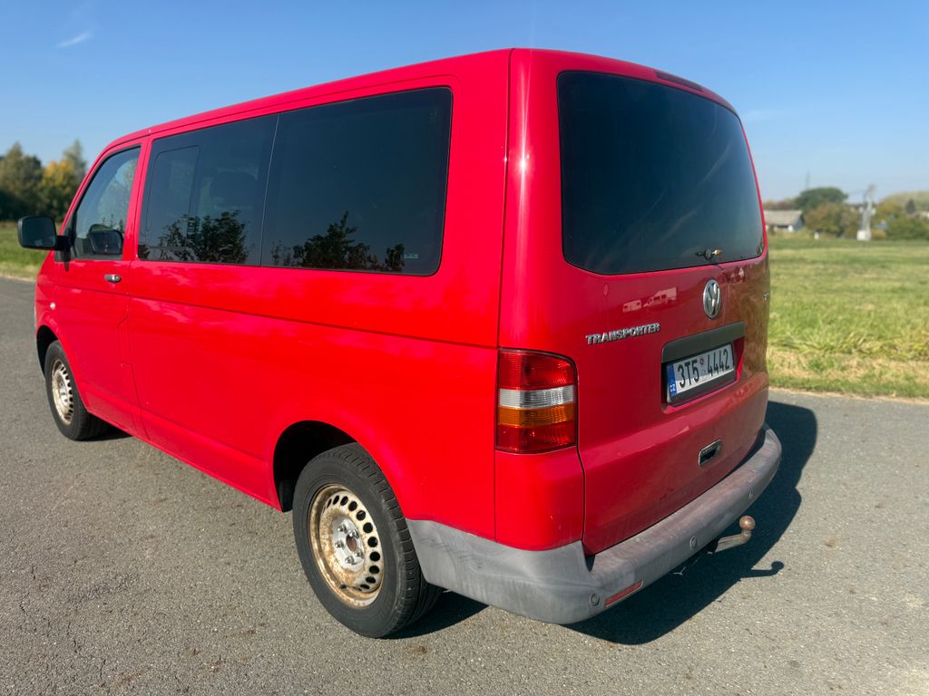 volkswagen-transporter-2-5-tdi-128-kw-automat-6-mist-klimatizace-stk-28 - 3
