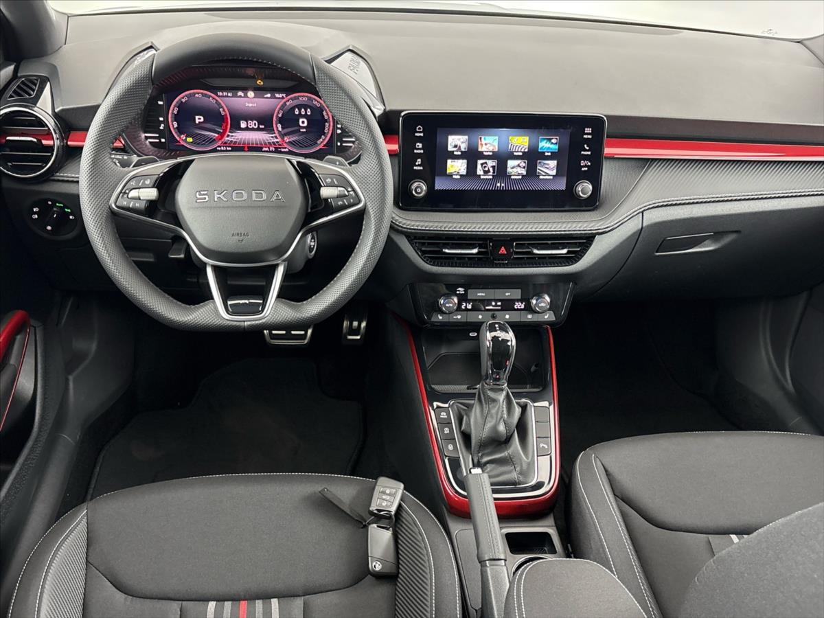 skoda-fabia-1-0-tsi-monte-carlo-dsg - 4