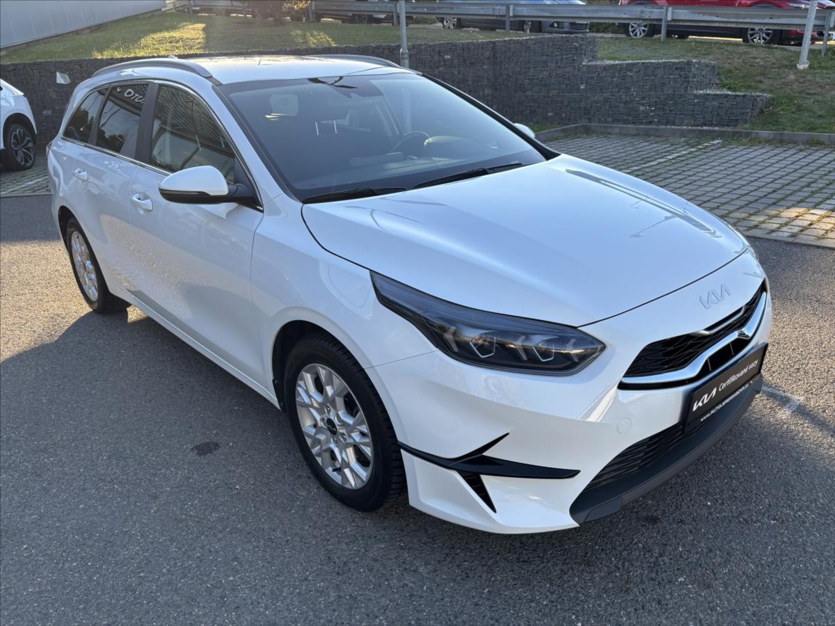 kia-ceed-1-5-tgdi-top-zaruka-navi-kamera - 6