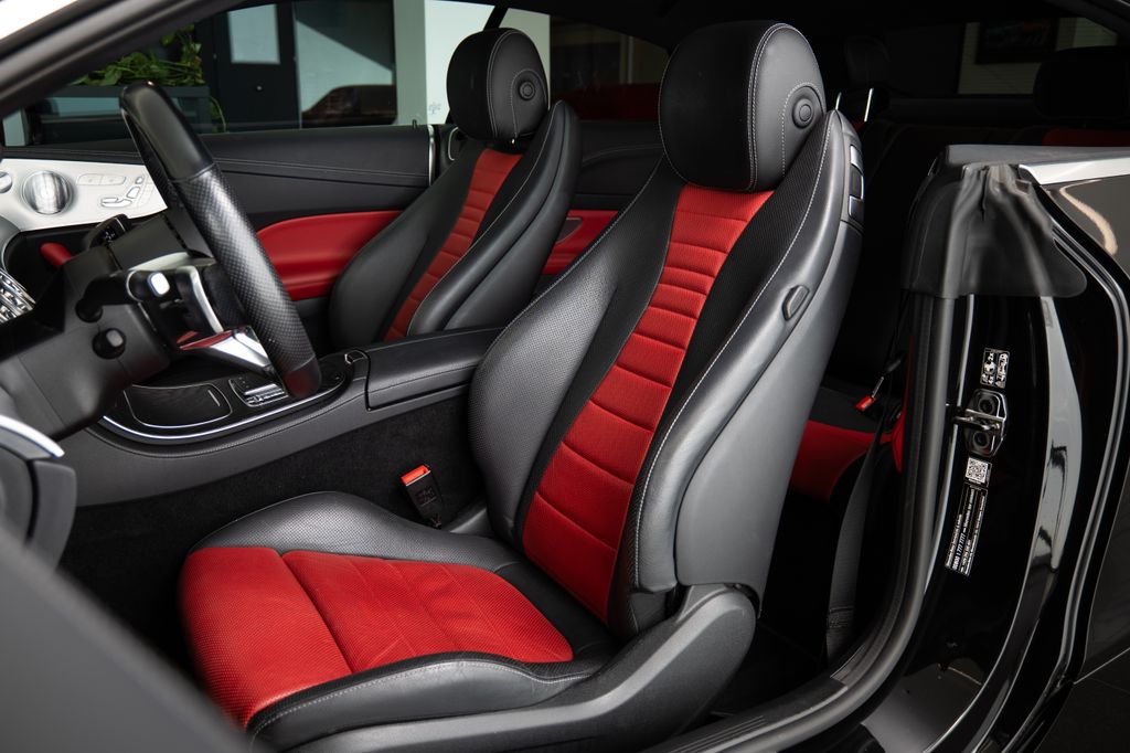mercedes-benz-tridy-e-d-4m-coupe-burmester-360-pano - 7