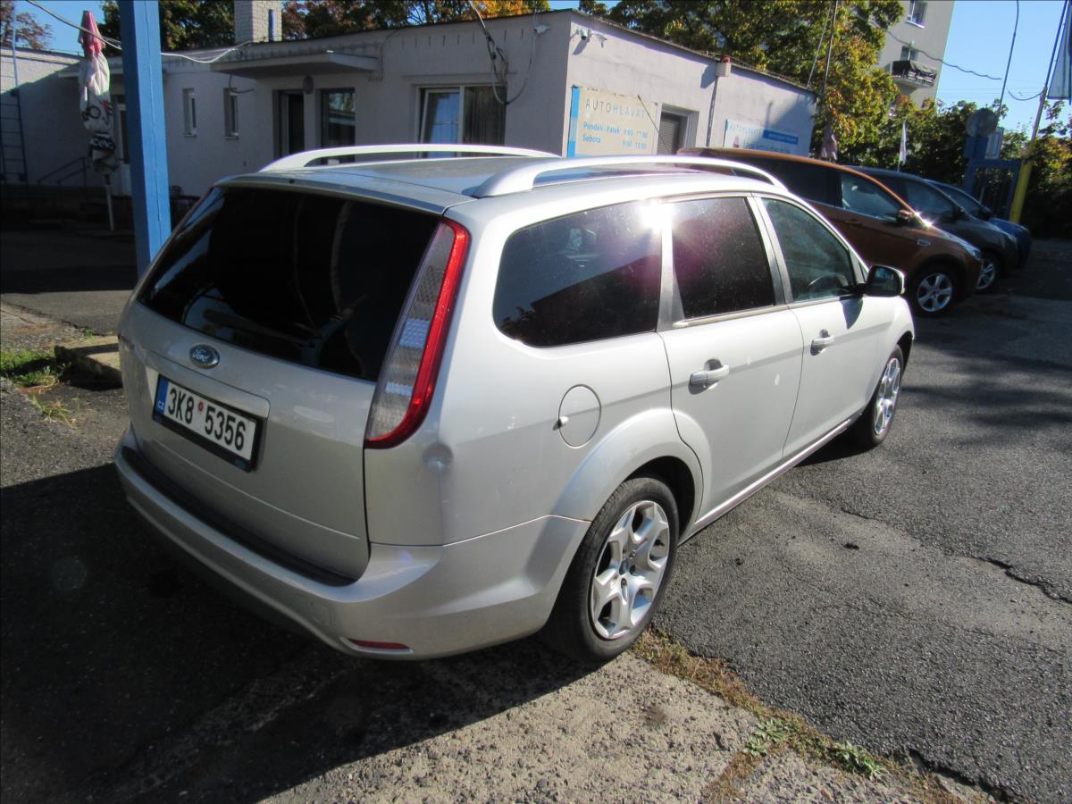 ford-focus-1-6-74kw-combi - 5