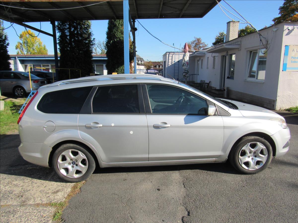 ford-focus-1-6-74kw-combi - 7