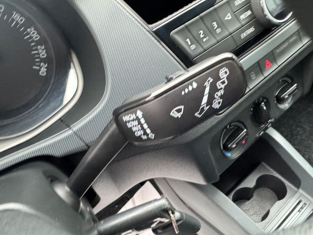 skoda-fabia-combi-1-0-mpi-active - 9