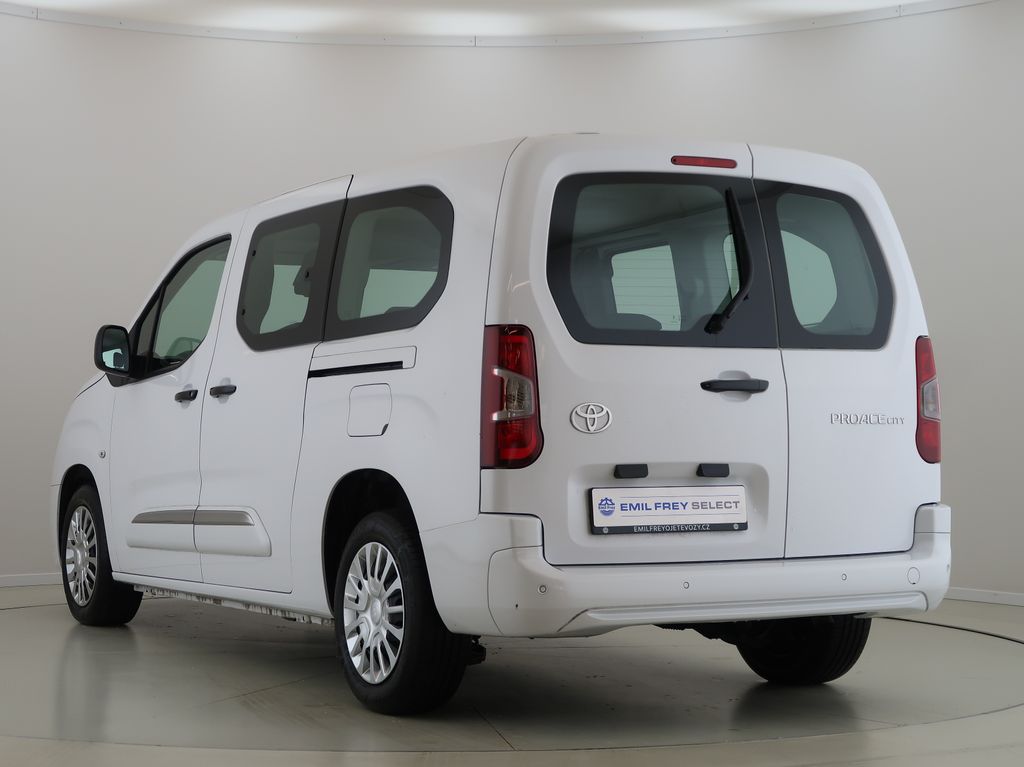 toyota-proace-city-verso-1-5-d-4d-long-business-cz-1maj - 6