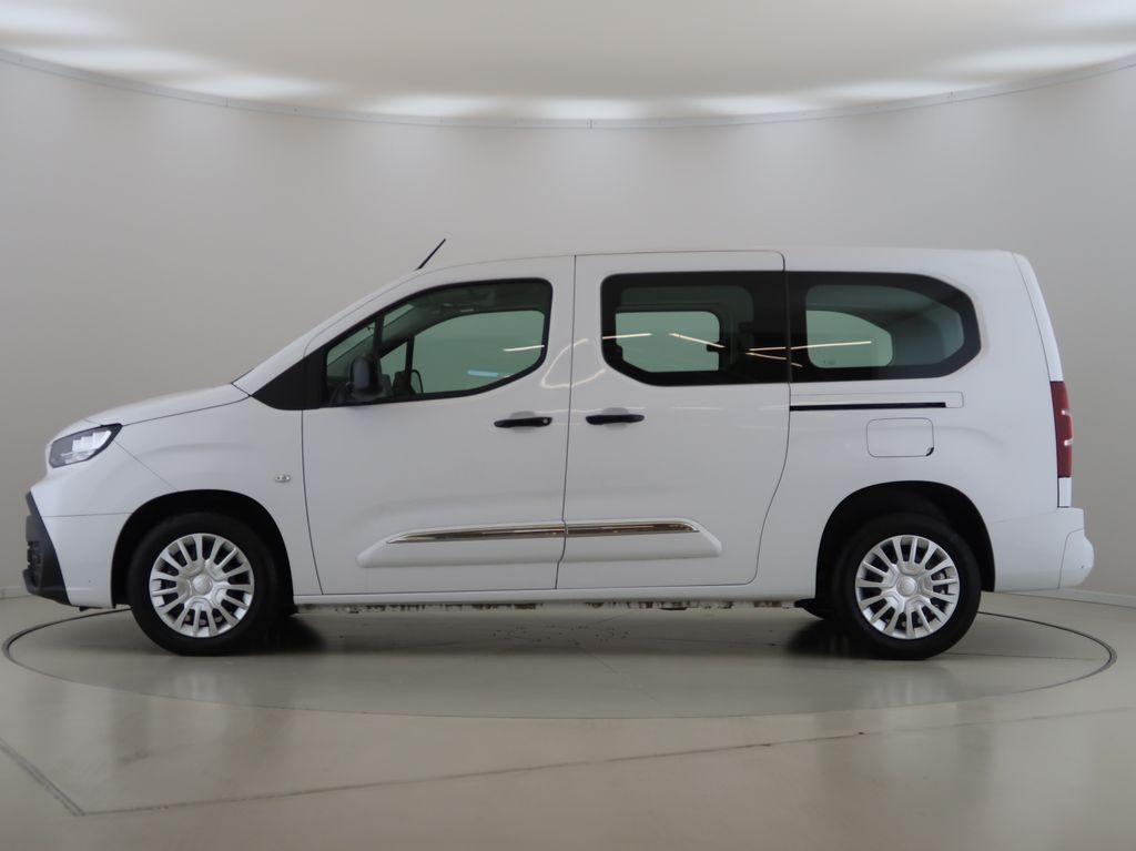 toyota-proace-city-verso-1-5-d-4d-long-business-cz-1maj - 7