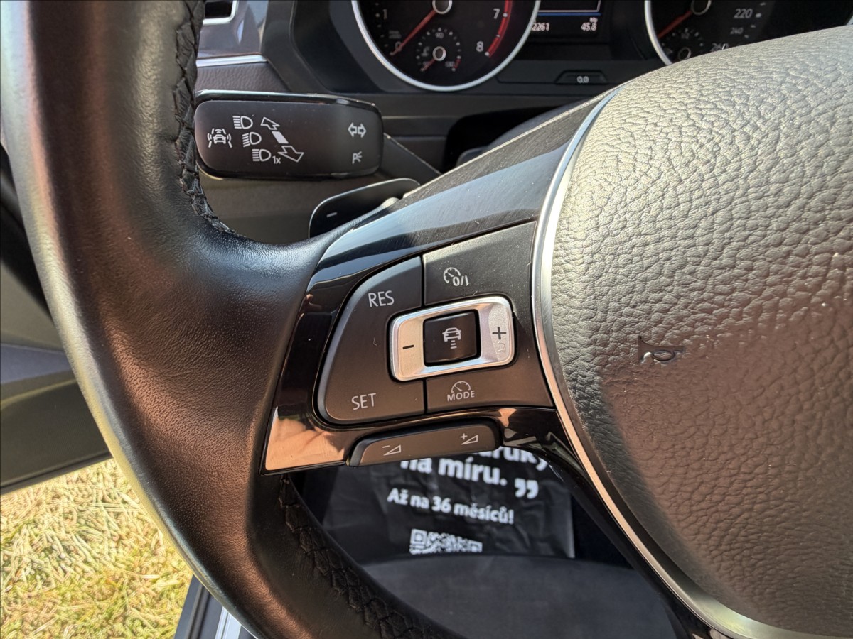 volkswagen-tiguan-2-0-tsi-highline-4motion - 9