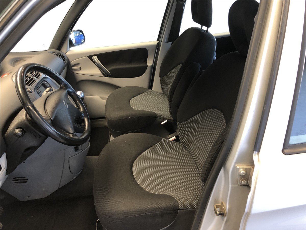 citroen-xsara-picasso-1-6-hdi - 8