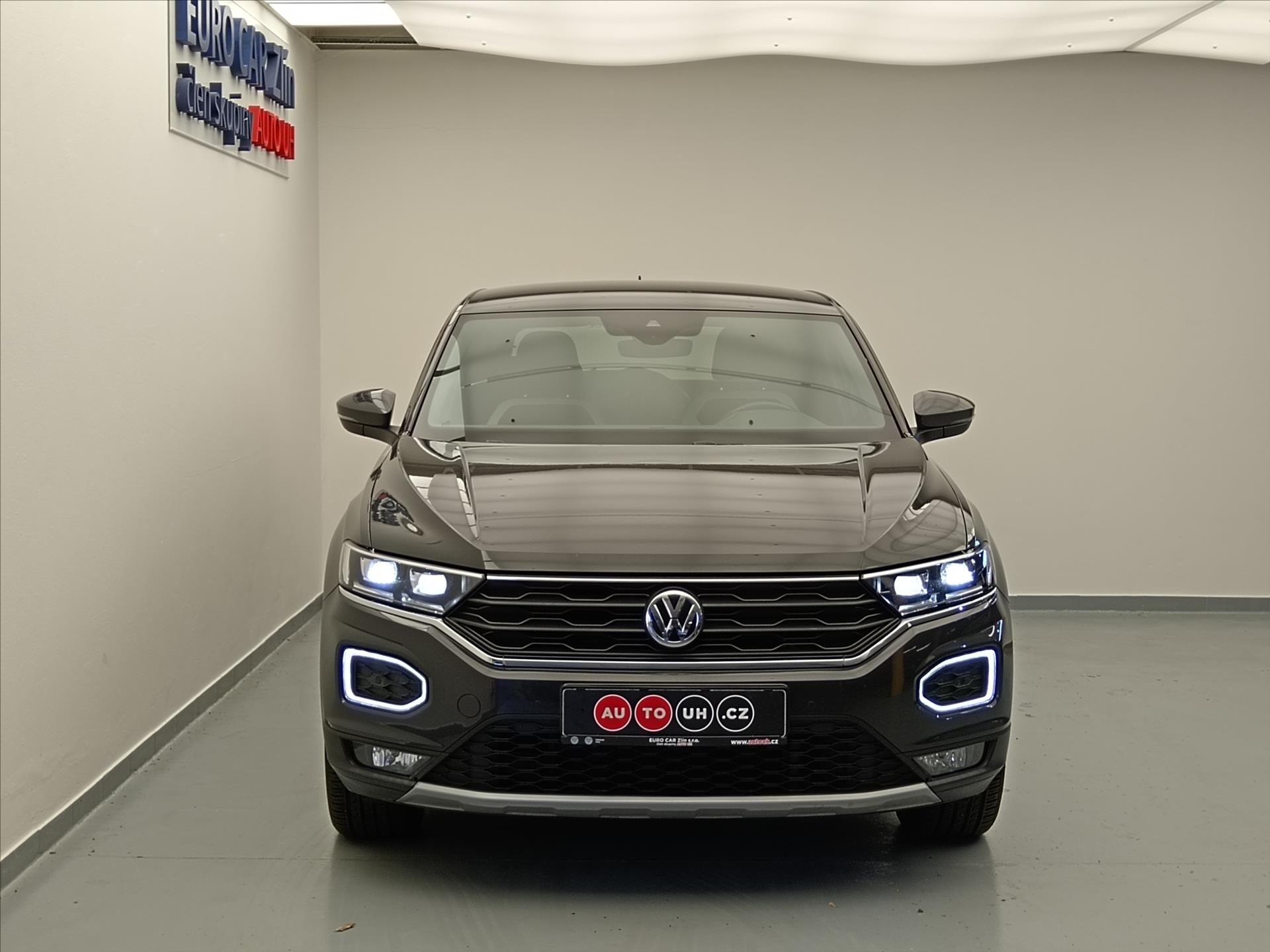 volkswagen-t-roc-2-0-sport-2-0-tdi-4m - 1