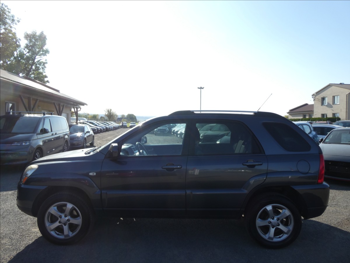 kia-sportage-2-0-crdi-110kw-1-majitel-4x4 - 3