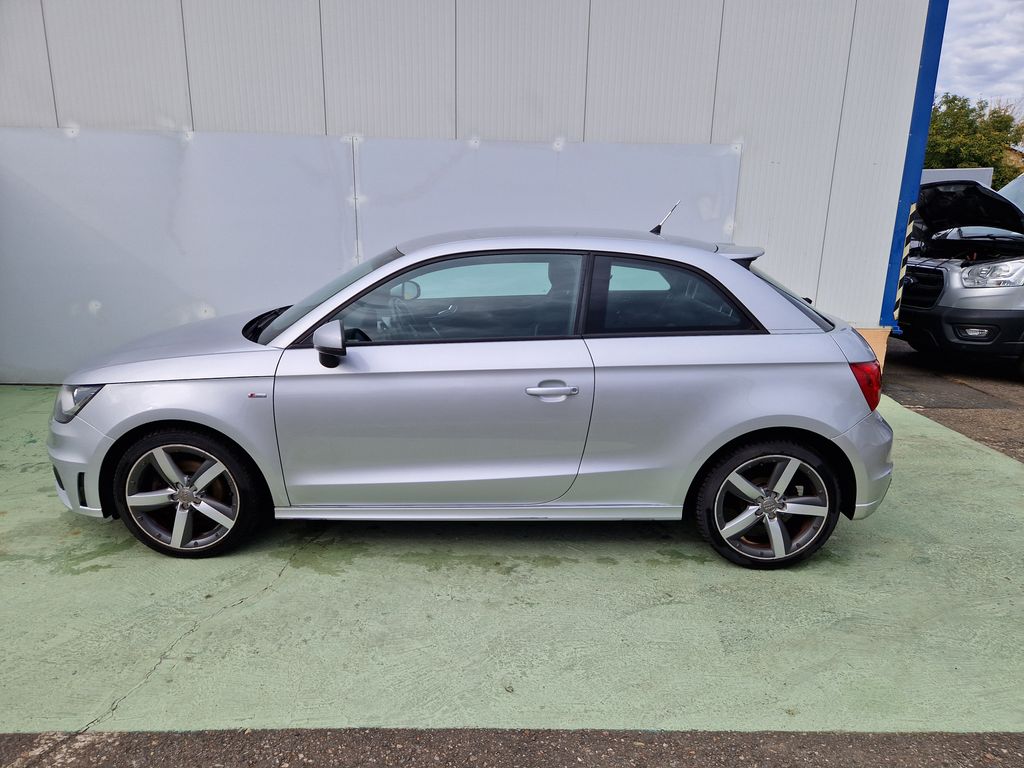 audi-a1-ambition-1-4tfsi-s-line - 5