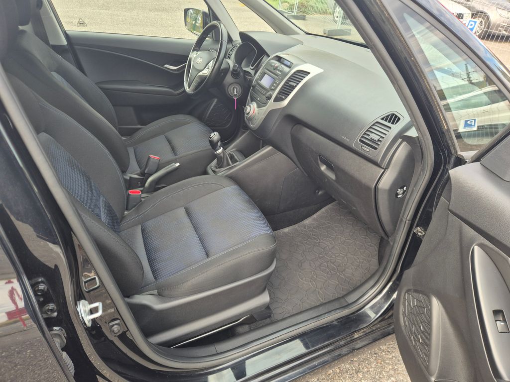 hyundai-ix20-1-4i-66kw-cr-dph-nova-stk - 9