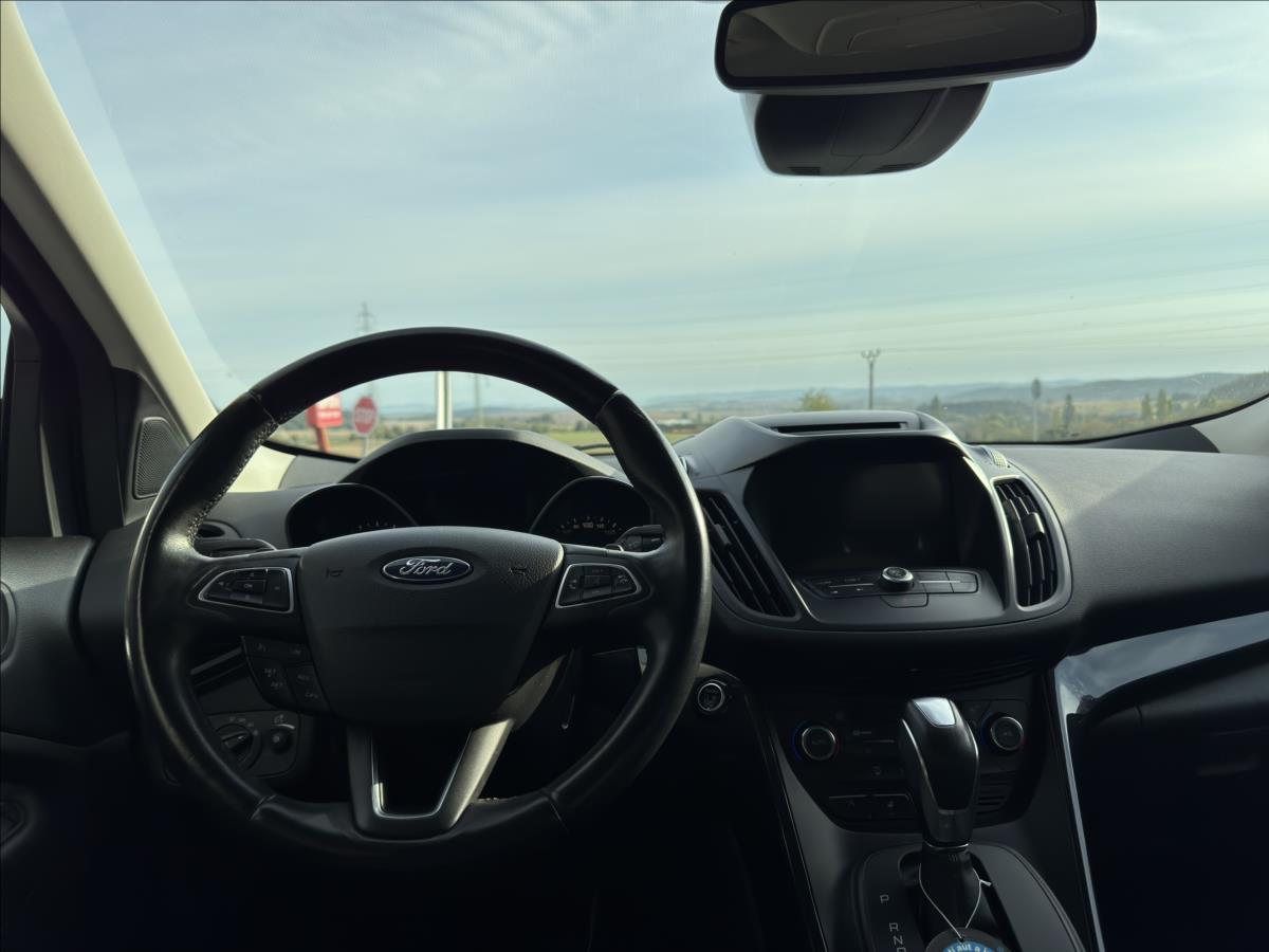 ford-kuga-2-0-tdci-titanium-4x4 - 4