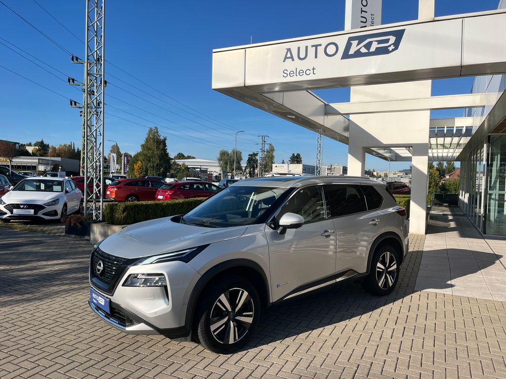 Nissan e-Power 213k e-4orce 4x4 Tekna