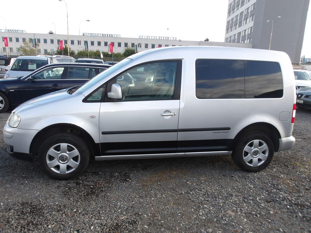 volkswagen-caddy-1-4i-cr-5-mist-nove-brzdy - 2