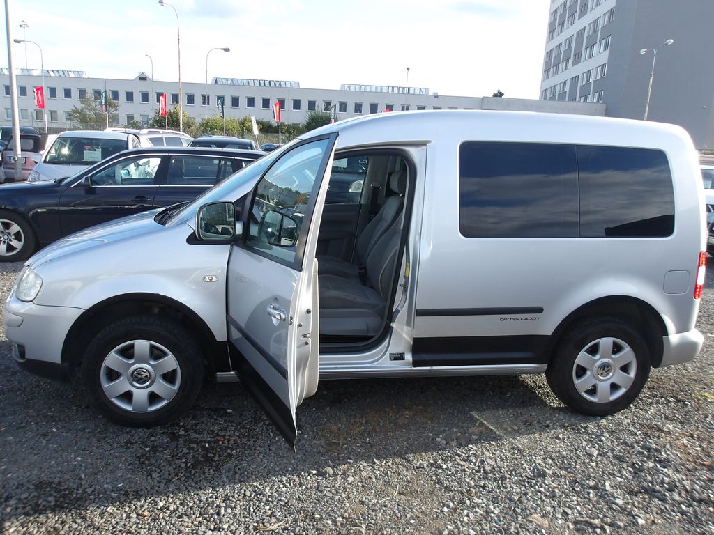 volkswagen-caddy-1-4i-cr-5-mist-nove-brzdy - 3