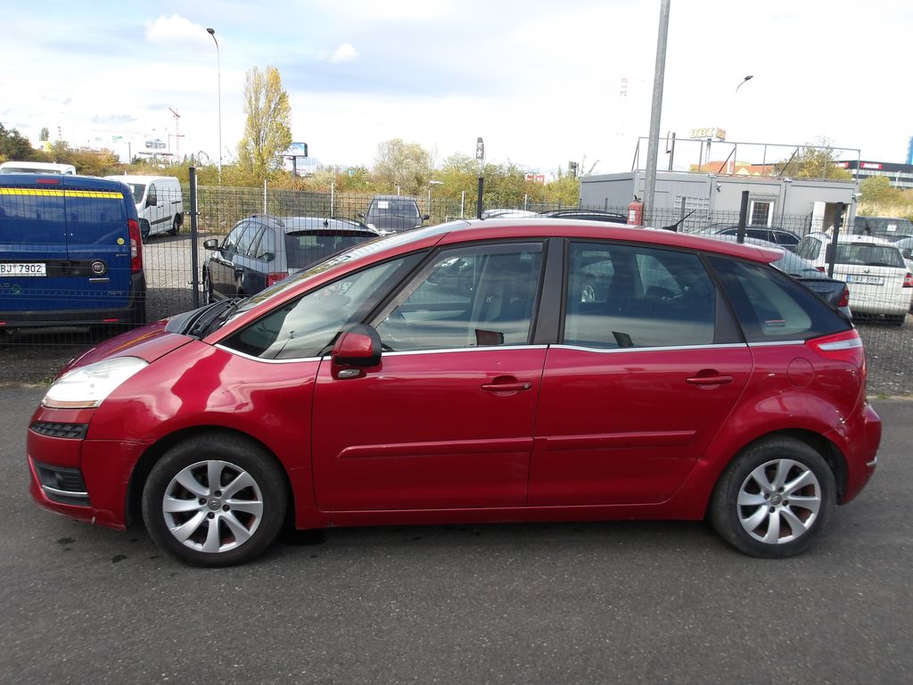 citroen-c4-picasso-1-6hdi-automat-1-majitel - 6