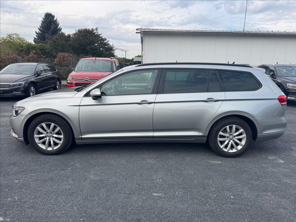volkswagen-passat-1-6-tdi-comfortline-dsg-navi - 3