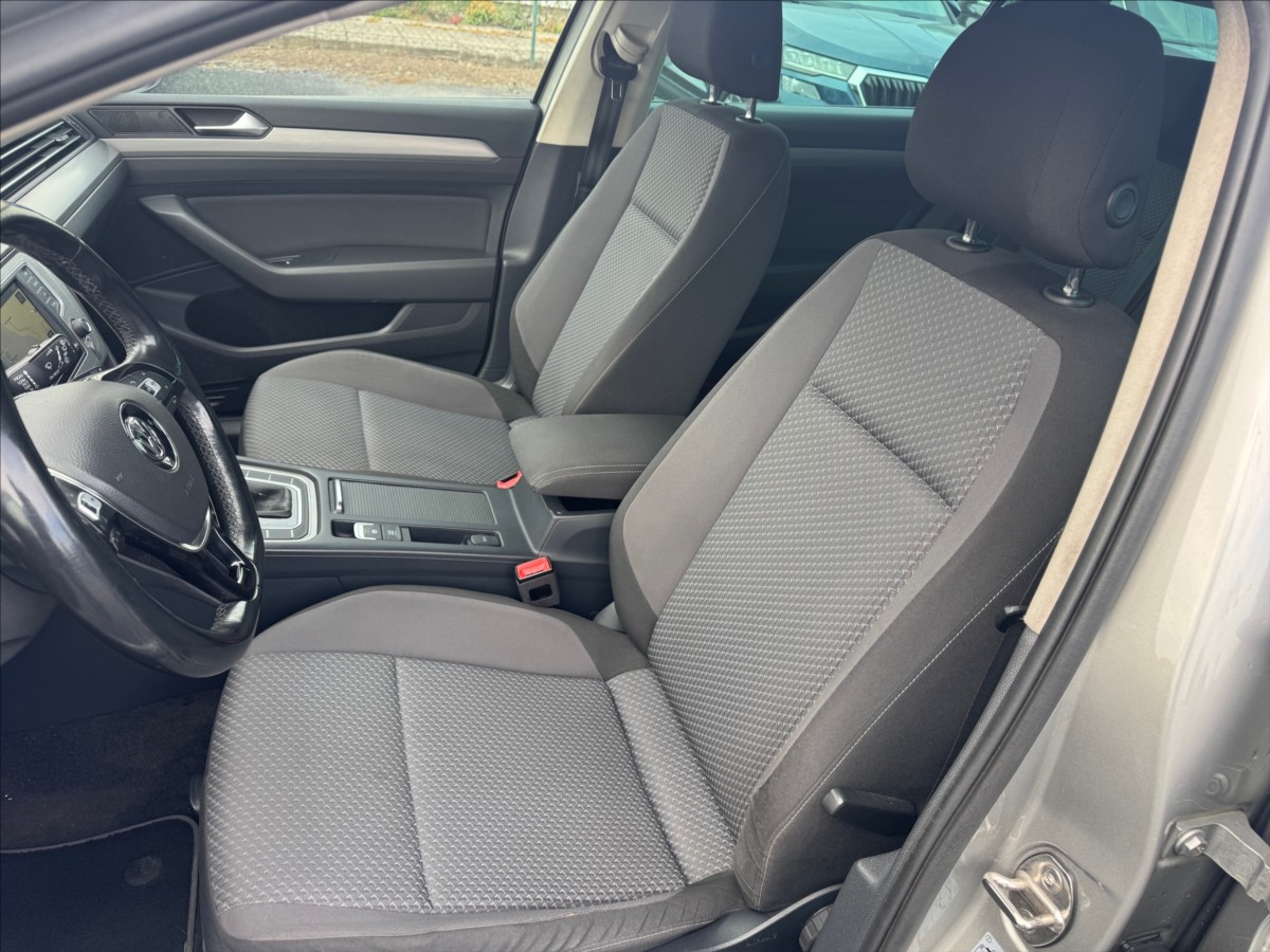 volkswagen-passat-1-6-tdi-comfortline-dsg-navi - 7