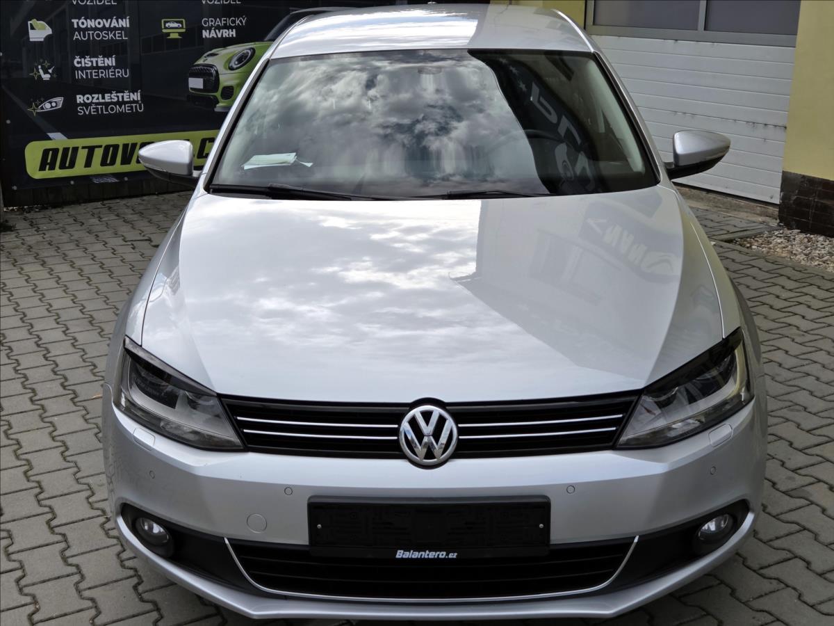 volkswagen-jetta-1-4-trend-life-serv-knizka - 1