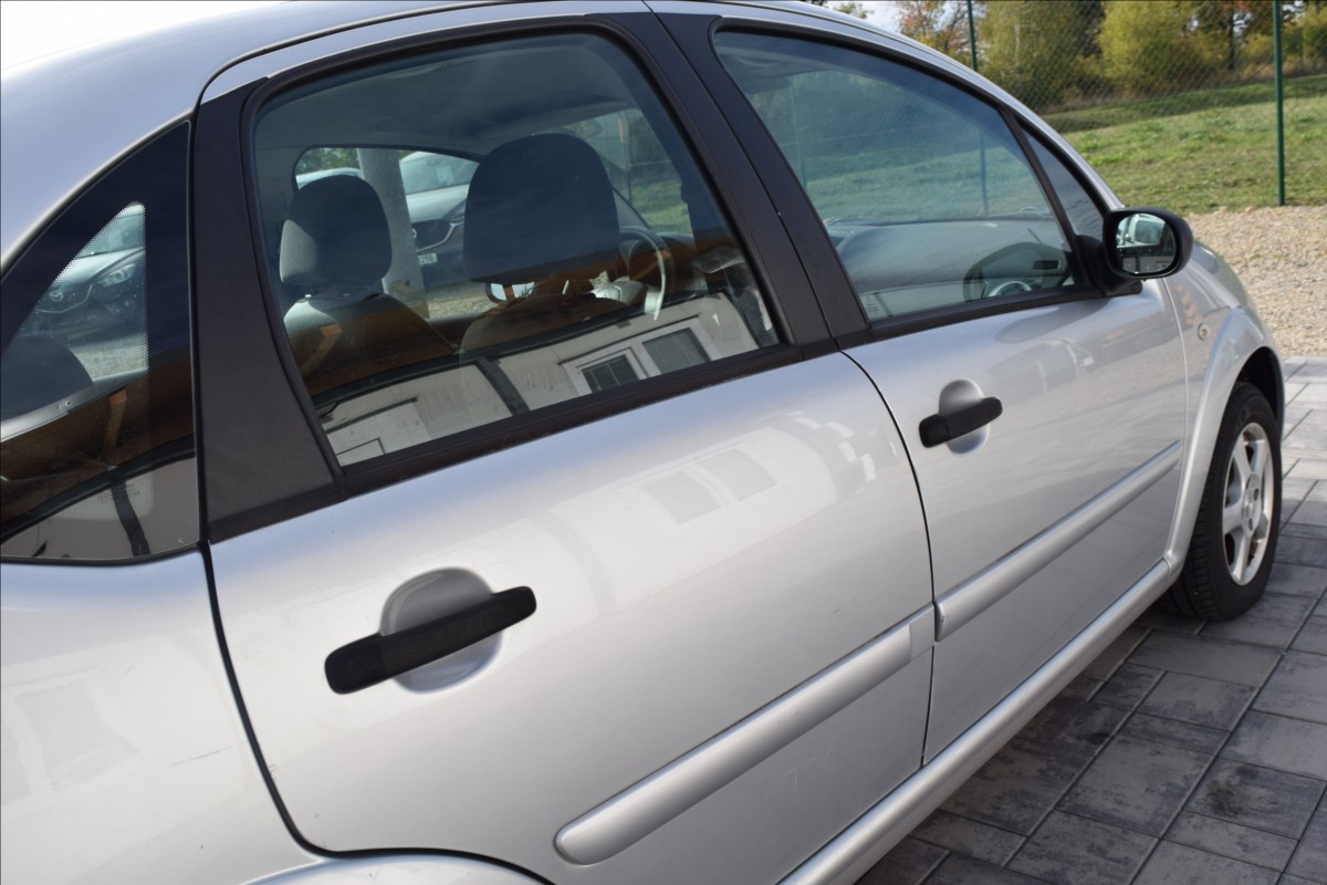 citroen-c3-1-4-i-54kw-alu-nizky-najezd-km - 6