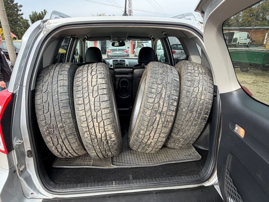toyota-rav4-2-2-d-cat-110kw-4x4-71-tis-km - 4