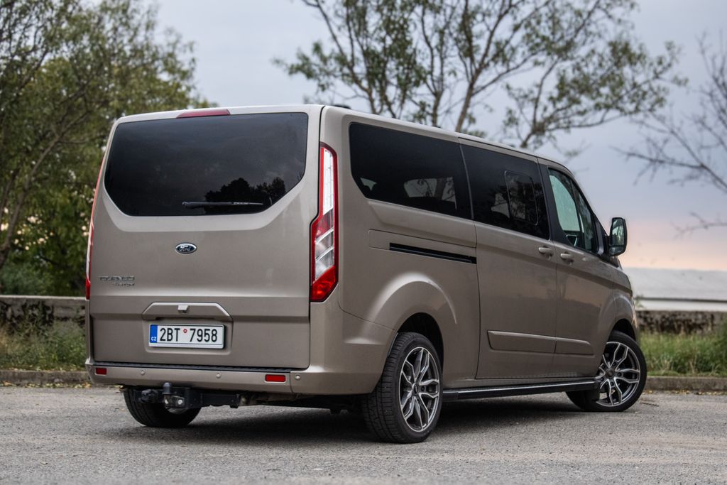 ford-tourneo-custom - 4