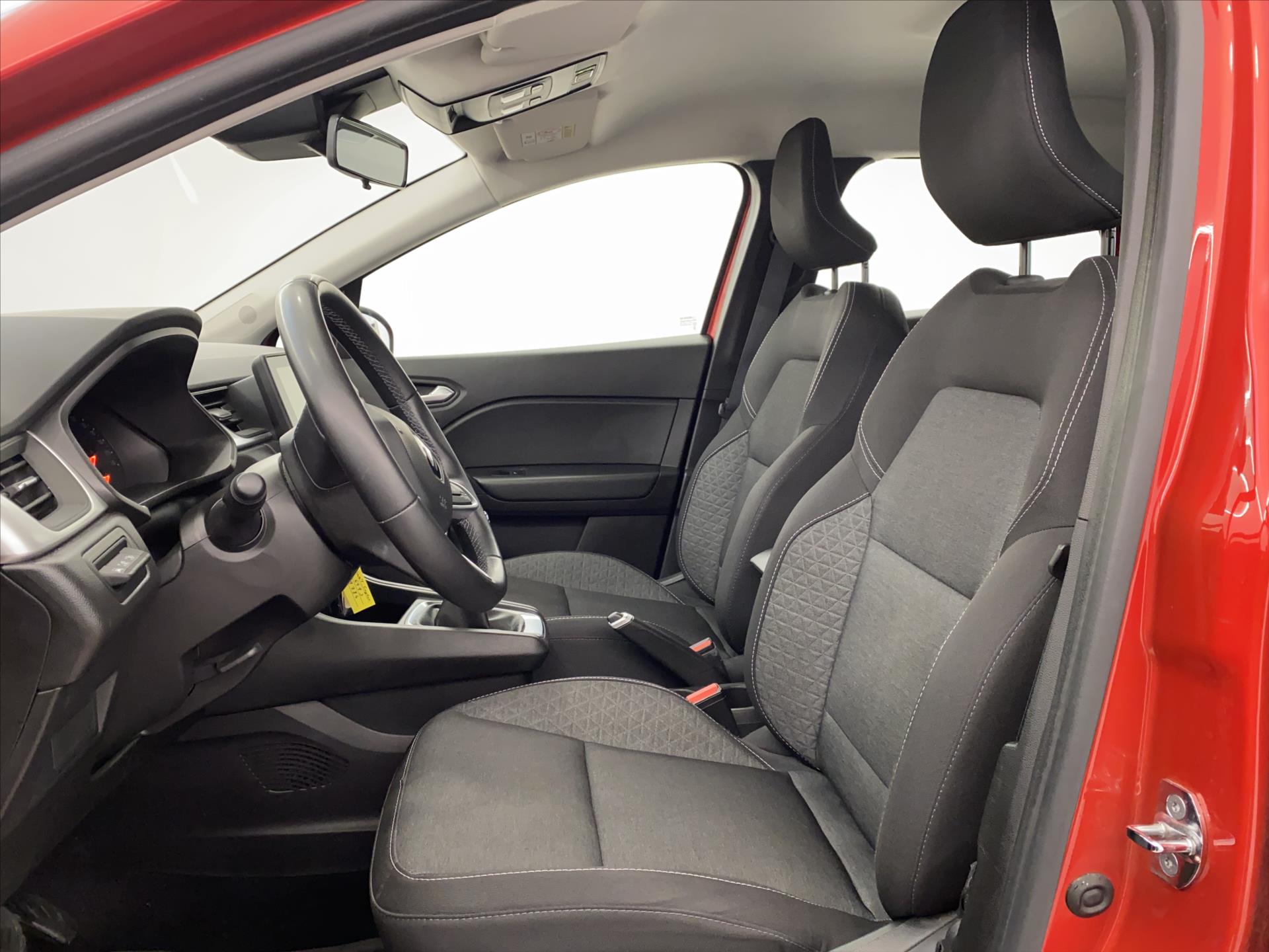renault-captur-1-3-tce-103-kw-intens-servis-kn - 4