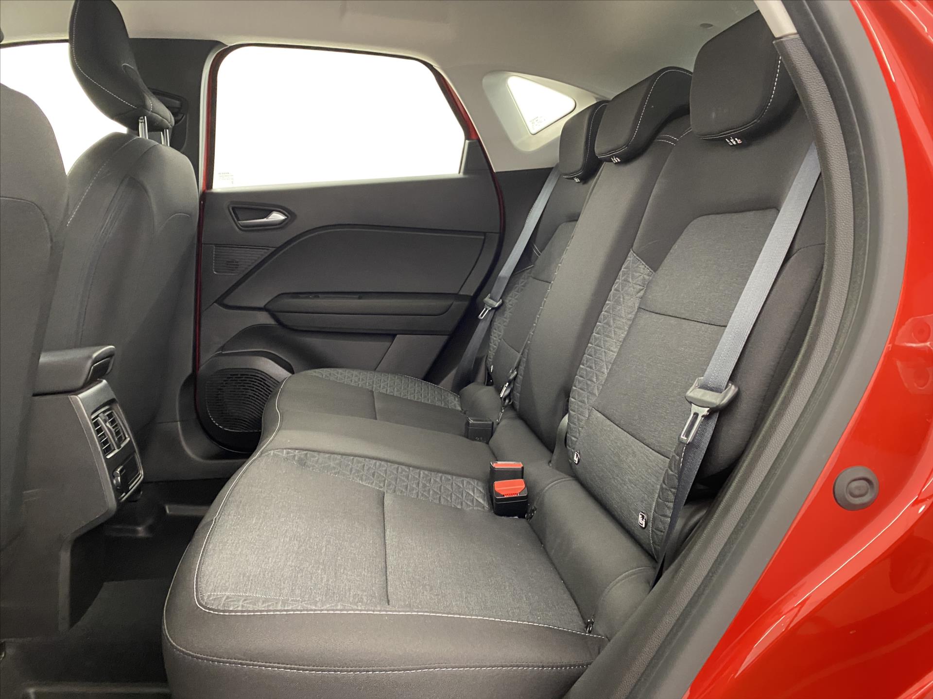renault-captur-1-3-tce-103-kw-intens-servis-kn - 5