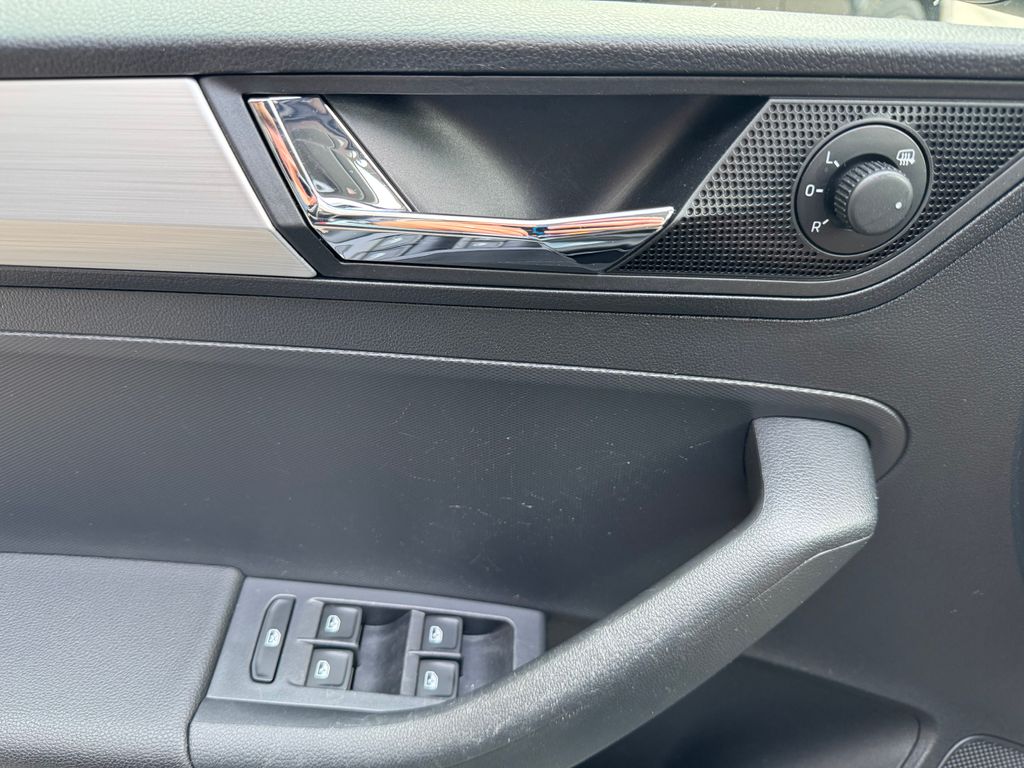 skoda-rapid-spb-1-0-tsi-ambition - 6