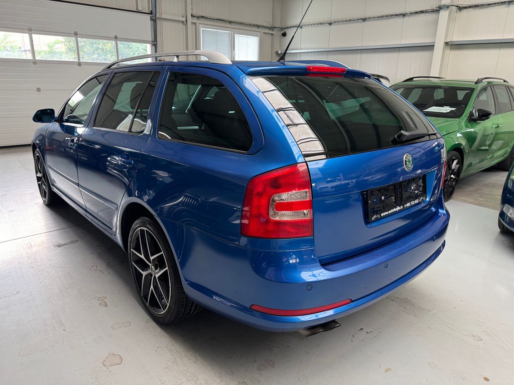 skoda-octavia-combi-2-0-tfsi-rs - 3