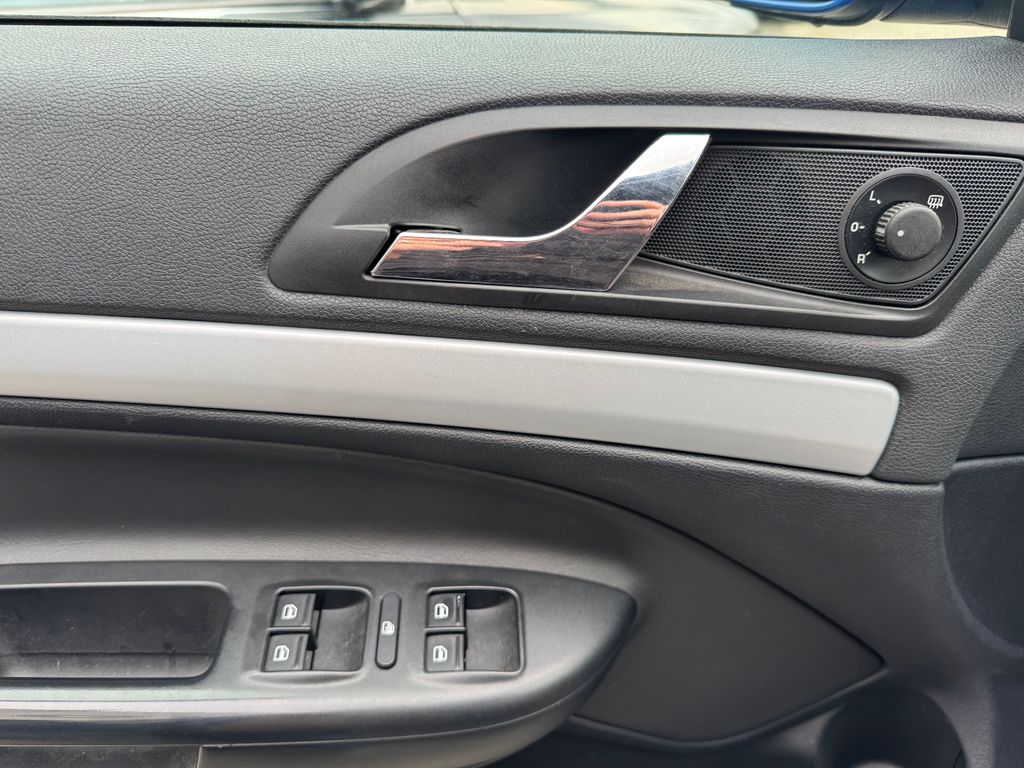 skoda-octavia-combi-2-0-tfsi-rs - 6
