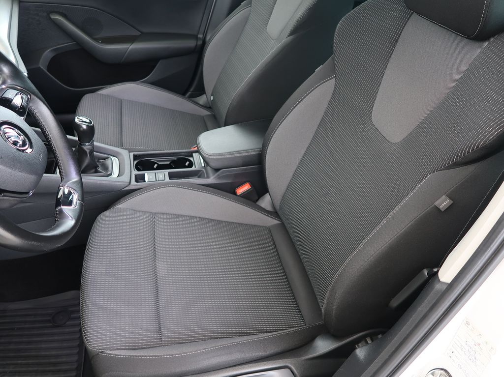 skoda-octavia-2-0-tdi-85kw-manual-cz-1maj - 8