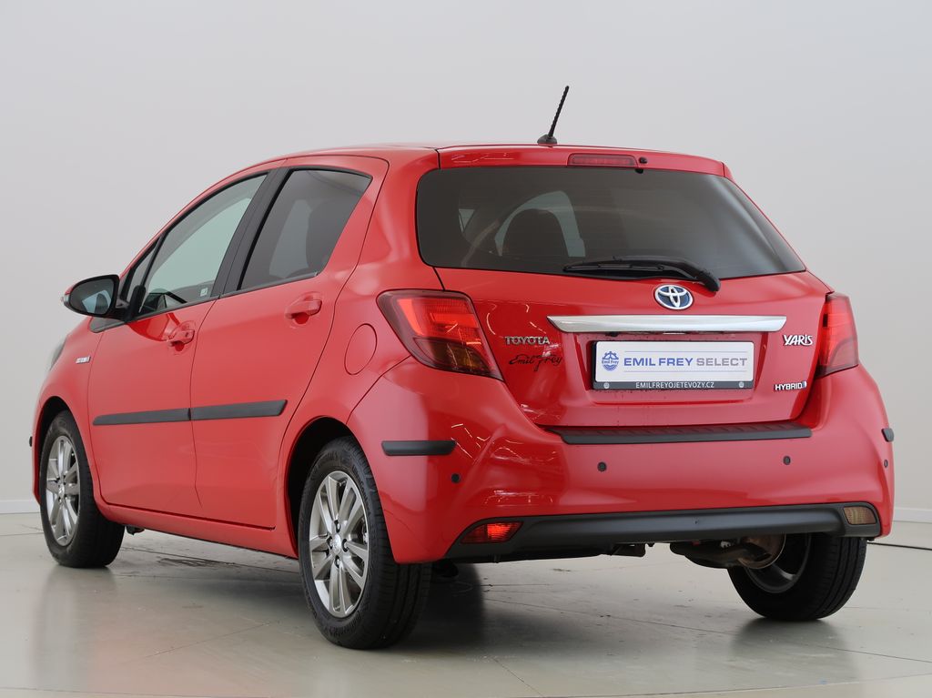toyota-yaris-1-5hybrid-active-cz - 6