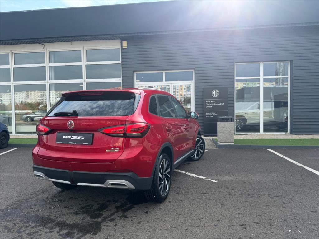 mg-zs-1-5-exclusive-hybrid - 2