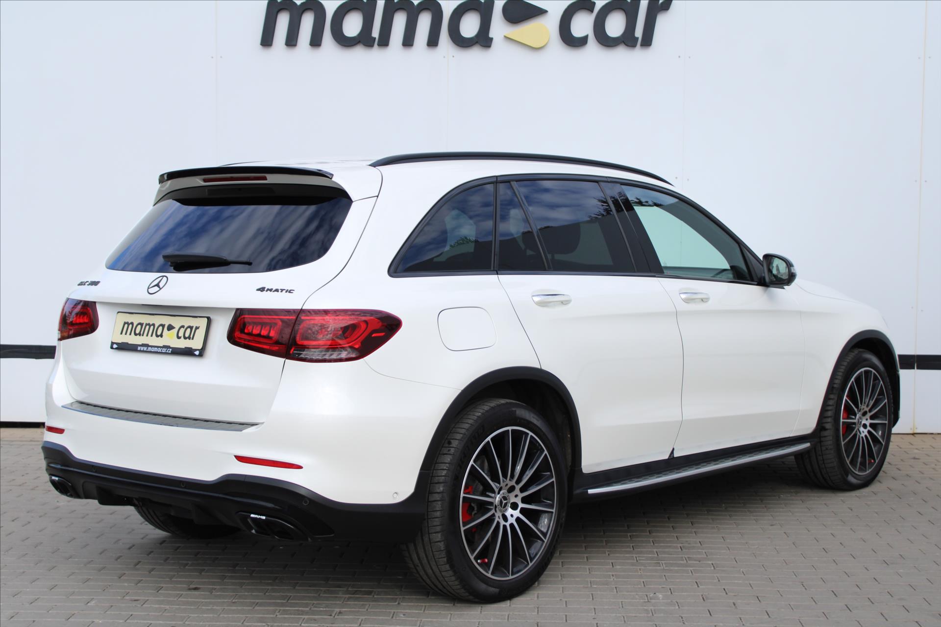 mercedes-benz-glc-300-4matic-190kw-amg-cr - 6